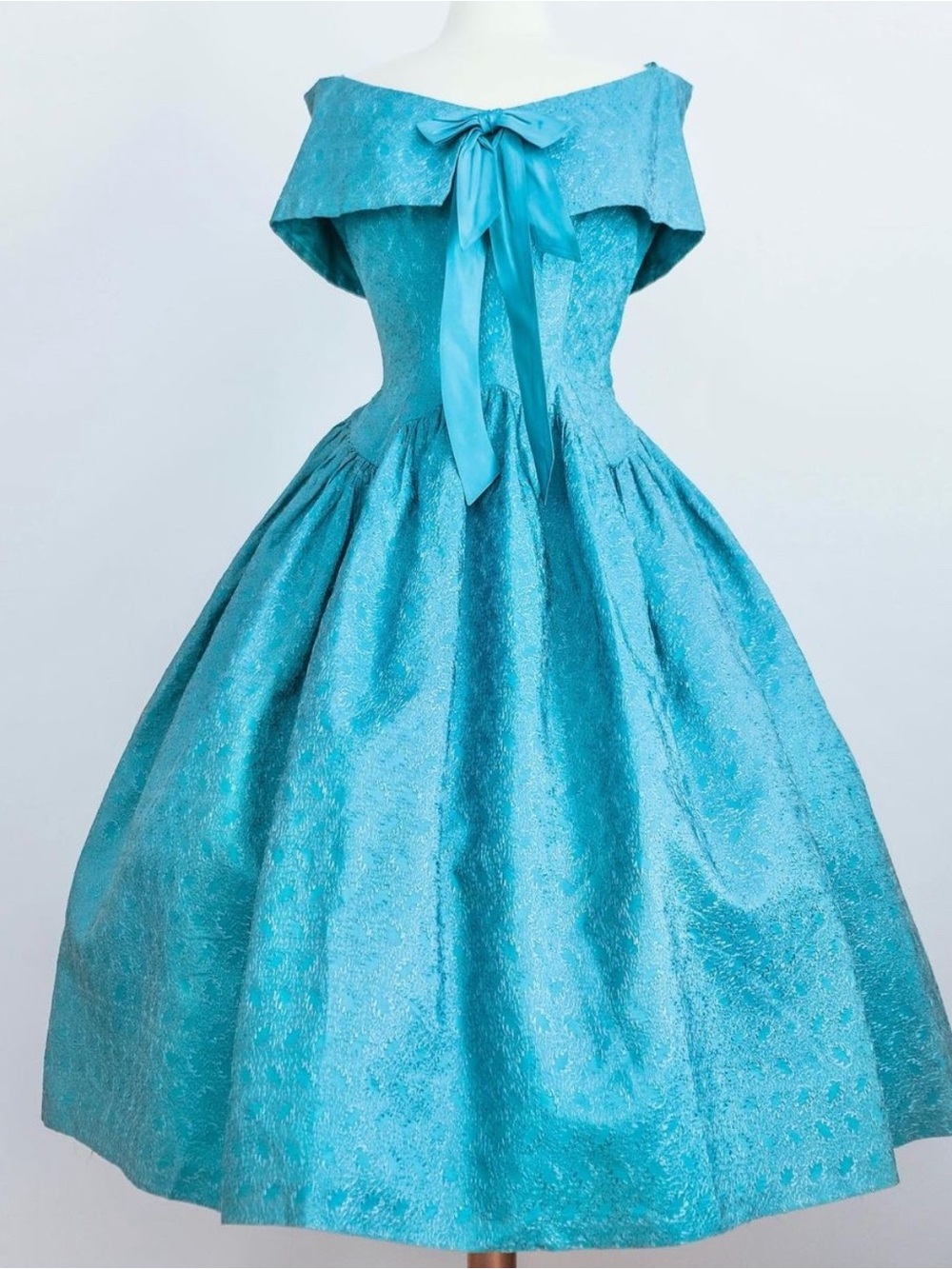 STUNNING Vintage 50s Fit and Flare Blue Off-Shoulder Dress